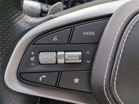 Certified 2023 Genesis Electrified GV70 Advanced image 25