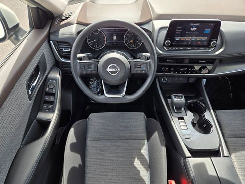 Certified 2023 Nissan Rogue SV FWD image 13