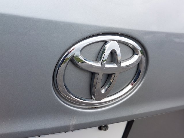 Certified 2020 Toyota Highlander LE FWD image 35