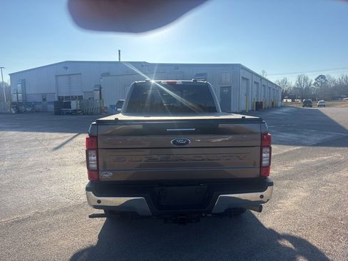 Used 2022 Ford F250 Lariat image 7