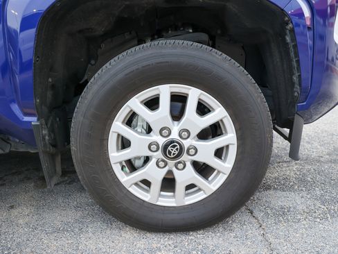 Used 2024 Toyota Tacoma SR5 RWD image 14
