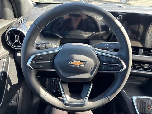 New 2026 Chevrolet Equinox LT image 17