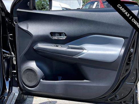 Used 2023 Nissan Kicks SR w/ SR Premium Package FWD image 26