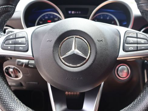 Used 2020 Mercedes-Benz SLC 300 image 16