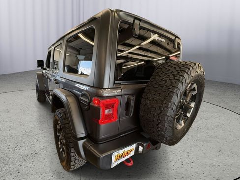 Used 2025 Jeep Wrangler Unlimited Rubicon AWD/4WD image 3