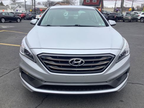 Used 2017 Hyundai Sonata Sport w/ Value Edition Package 02 image 2