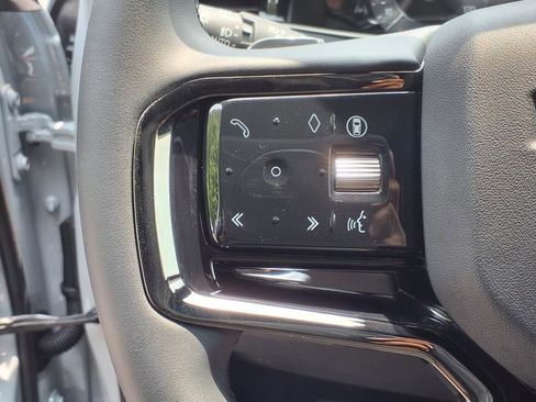 Certified 2025 Land Rover Range Rover Evoque S image 16