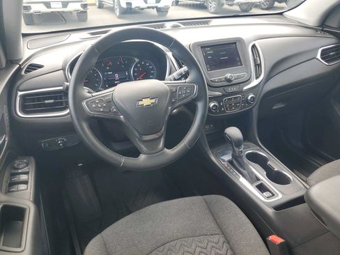 Used 2024 Chevrolet Equinox LT w/ LPO, Floor Liner Package FWD image 16