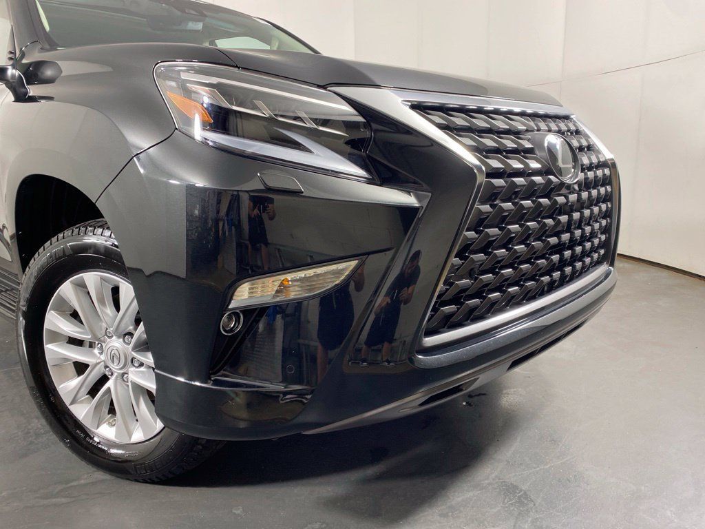 Used 2023 Lexus GX 460 Premium w/ Premium Package AWD/4WD image 4