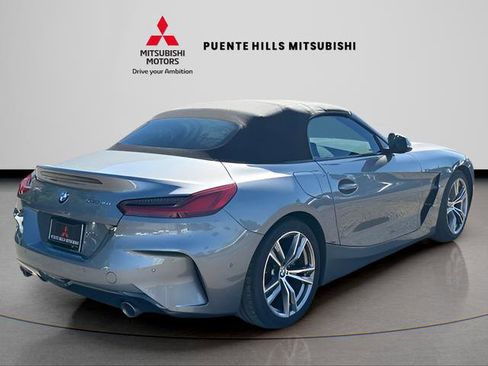 Used 2025 BMW Z4 sDrive30i w/ Premium Package image 5