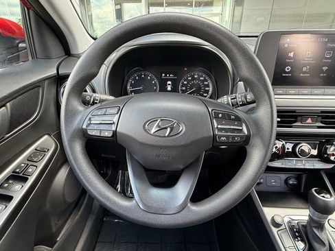 Used 2023 Hyundai Kona SEL FWD image 23