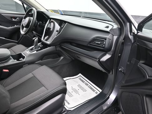 Used 2025 Subaru Outback Premium image 27