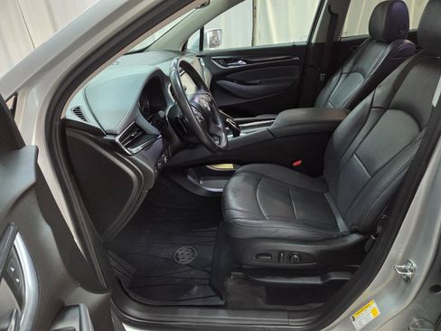 Used 2019 Buick Enclave Essence AWD/4WD image 14