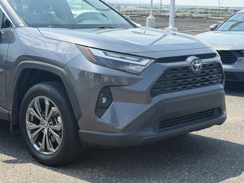 Used 2023 Toyota RAV4 XLE Premium AWD/4WD image 2
