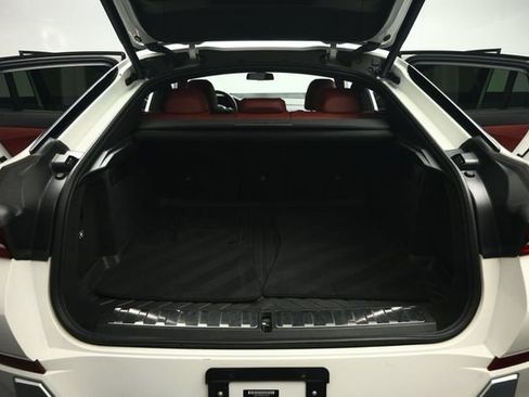 Used 2022 BMW X6 xDrive40i AWD/4WD image 56