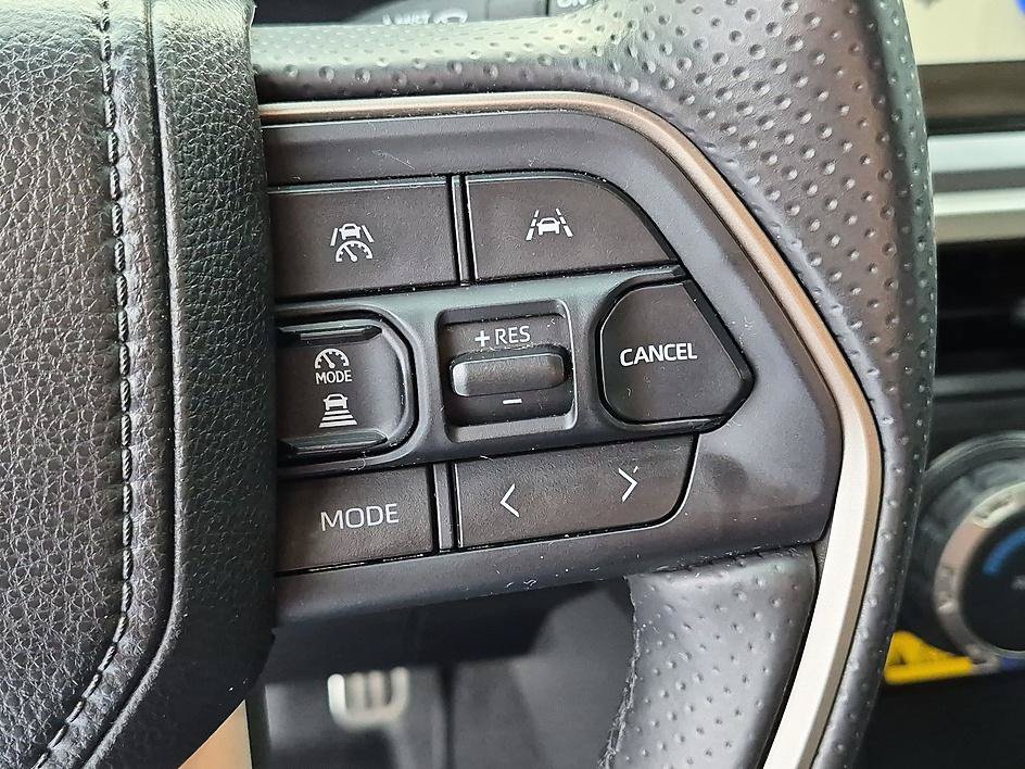 Used 2025 Toyota 4Runner TRD Sport Premium RWD image 18