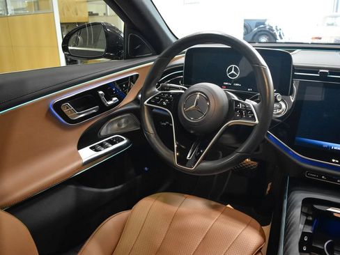 Used 2026 Mercedes-Benz E 350 4MATIC Sedan image 23