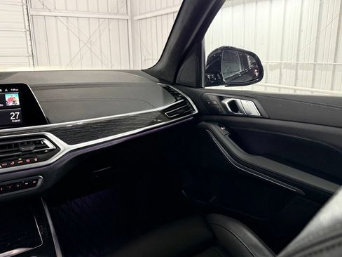 Used 2022 BMW X7 xDrive40i w/ M Sport Package AWD/4WD image 50