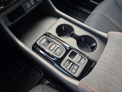 Certified 2025 Honda Pilot Sport image 27