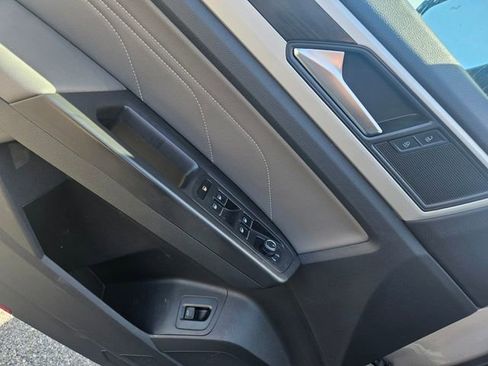 Used 2022 Volkswagen Atlas SE image 11