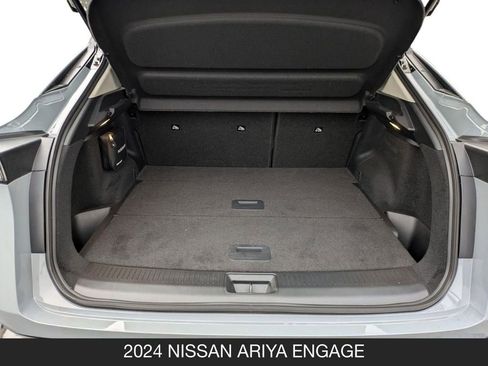 Used 2024 Nissan Ariya FWD image 20