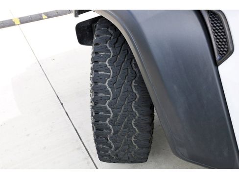 Used 2021 Jeep Wrangler Unlimited Sport AWD/4WD image 32