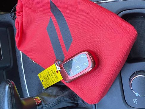 Used 2019 Dodge Durango R/T image 21