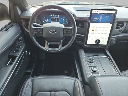 Used 2022 Ford Expedition Limited AWD/4WD image 22
