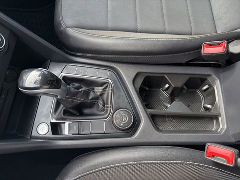 Used 2022 Volkswagen Taos SE image 23