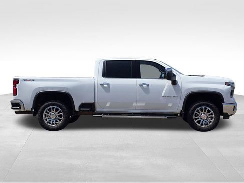 Certified 2025 Chevrolet Silverado 2500 LTZ AWD/4WD image 6