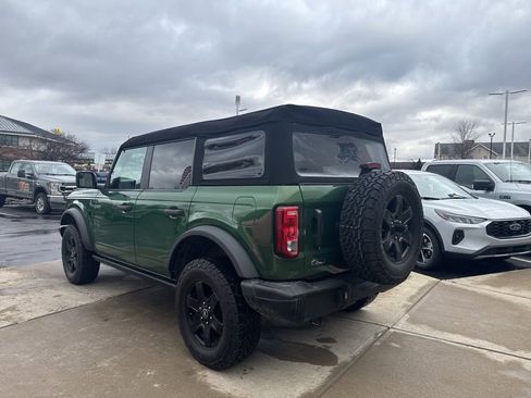 Certified 2024 Ford Bronco Black Diamond image 4