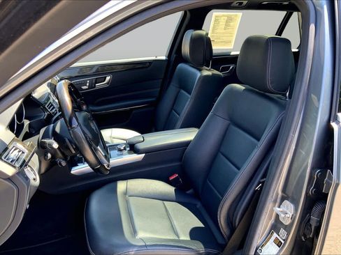 Used 2016 Mercedes-Benz E 350 4MATIC Wagon image 9