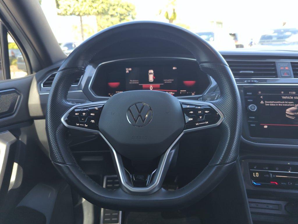 Used 2023 Volkswagen Tiguan SE R-Line FWD image 25