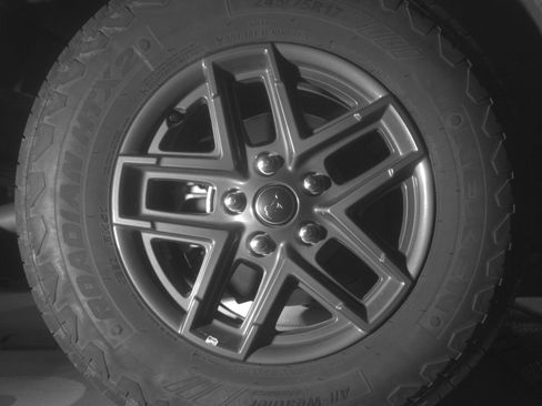 Used 2025 Jeep Wrangler Unlimited Sport AWD/4WD image 18