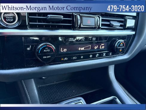Used 2022 Nissan Pathfinder SV FWD image 29