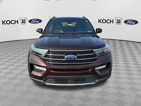 Used 2020 Ford Explorer XLT w/ Equipment Group 202A AWD/4WD image 2