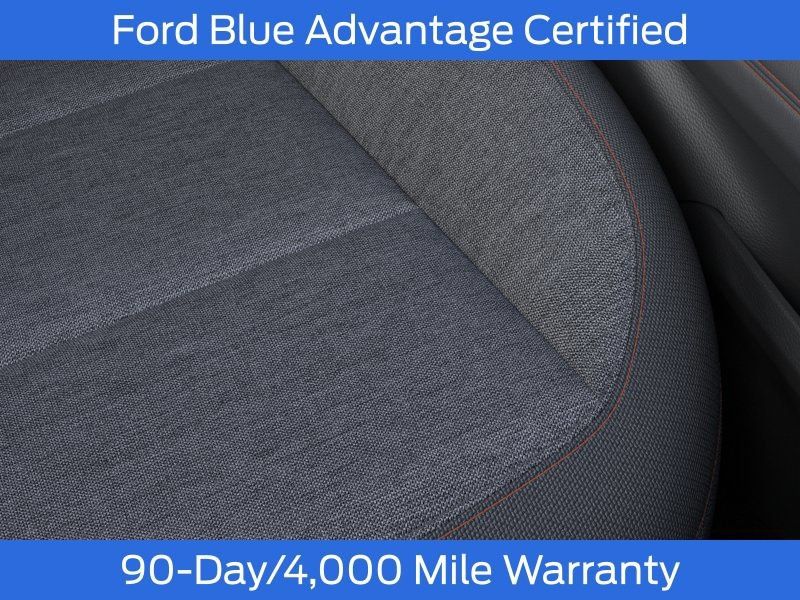 Used 2026 Ford Explorer Active AWD/4WD image 17