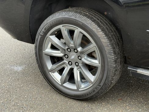 Used 2016 Chevrolet Tahoe LTZ image 38