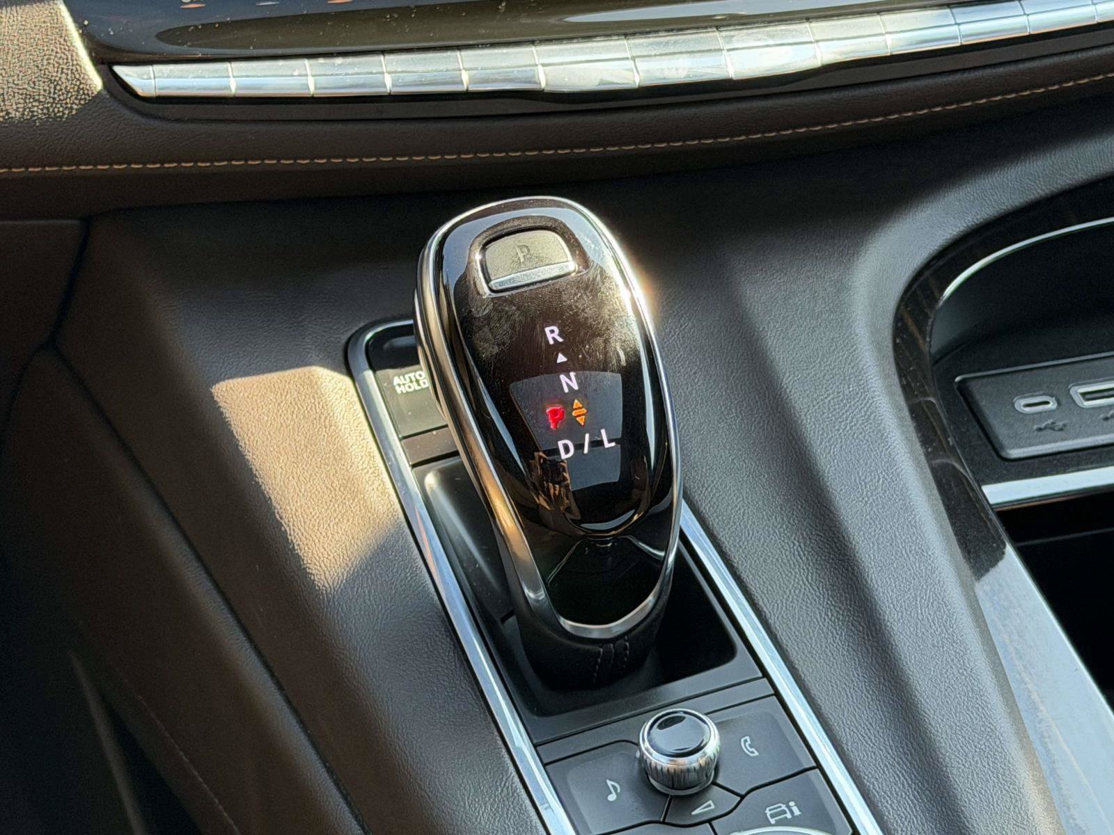 Used 2023 Cadillac Escalade Sport AWD/4WD image 15