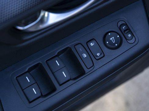 Certified 2025 Honda CR-V Sport-L image 38