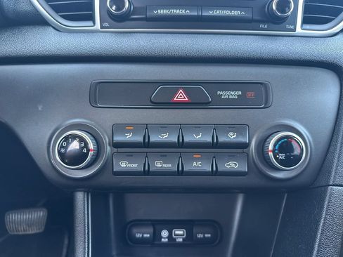 Used 2017 Kia Sportage LX AWD/4WD image 23