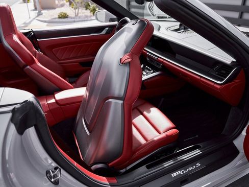 Used 2022 Porsche 911 Turbo S w/ 911 Turbo Sportdesign Package image 44