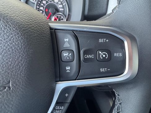New 2026 RAM 2500 Big Horn AWD/4WD image 15