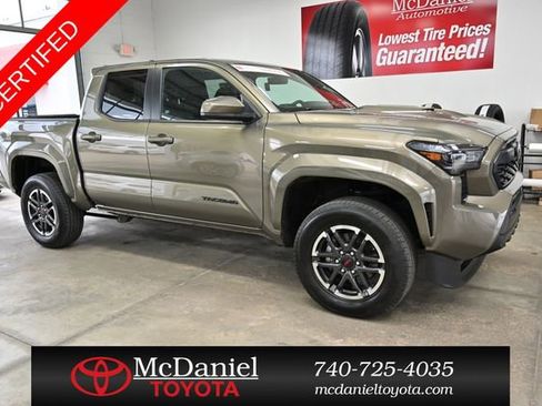 Certified 2025 Toyota Tacoma TRD Sport AWD/4WD image 4