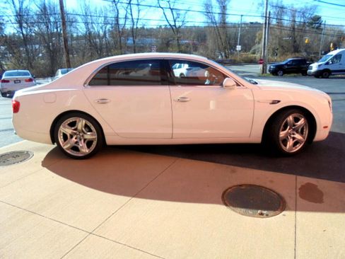Used 2016 Bentley Flying Spur V8 image 4