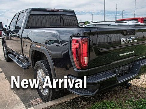 Used 2021 GMC Sierra 2500 Denali w/ Denali Ultimate Package AWD/4WD image 2