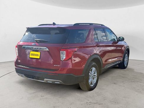 Used 2023 Ford Explorer XLT w/ Equipment Group 202A AWD/4WD image 5