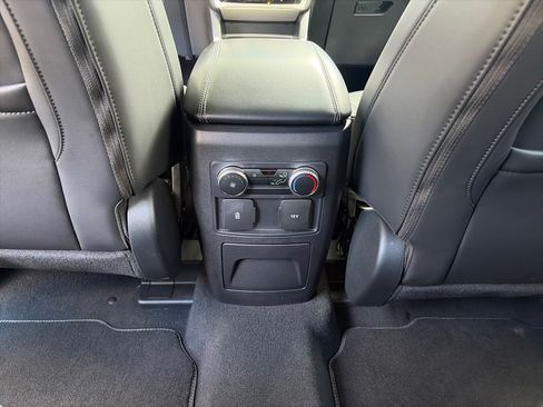 Used 2023 Ford Explorer XLT w/ Equipment Group 202A AWD/4WD image 13