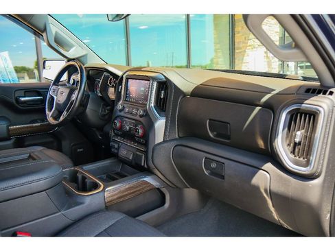 Used 2021 Chevrolet Silverado 1500 LT Trail Boss w/ Convenience Package II AWD/4WD image 13