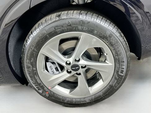Certified 2026 Genesis GV70 2.5T Advanced AWD/4WD image 23
